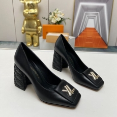 Louis Vuitton Heeled Shoes